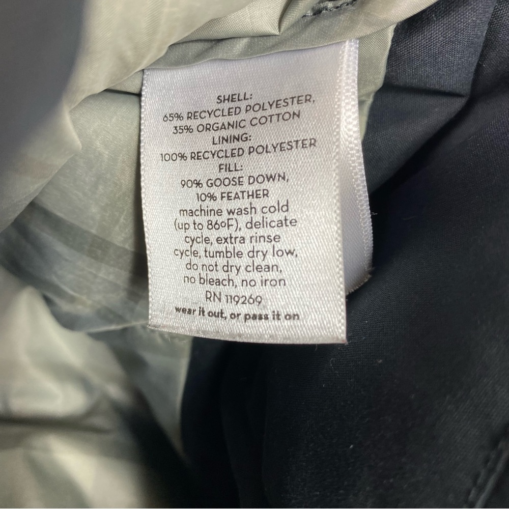 Nau down vest black puffer - Picture 7 of 7